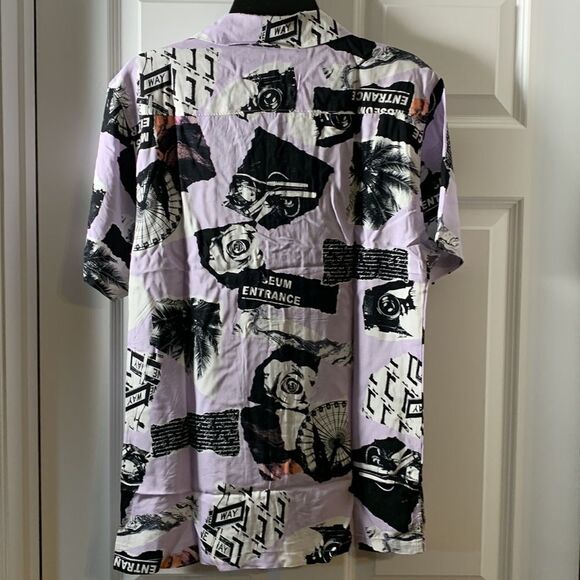 Men's casual button up.  NWT & various sizes - Picture 3 of 5